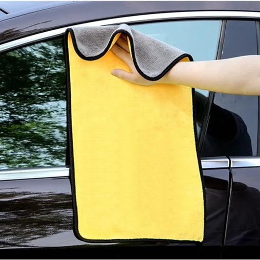 Double-Sided Microfiber Cloths – Professional-Grade Cleaning for Cars and Beyond